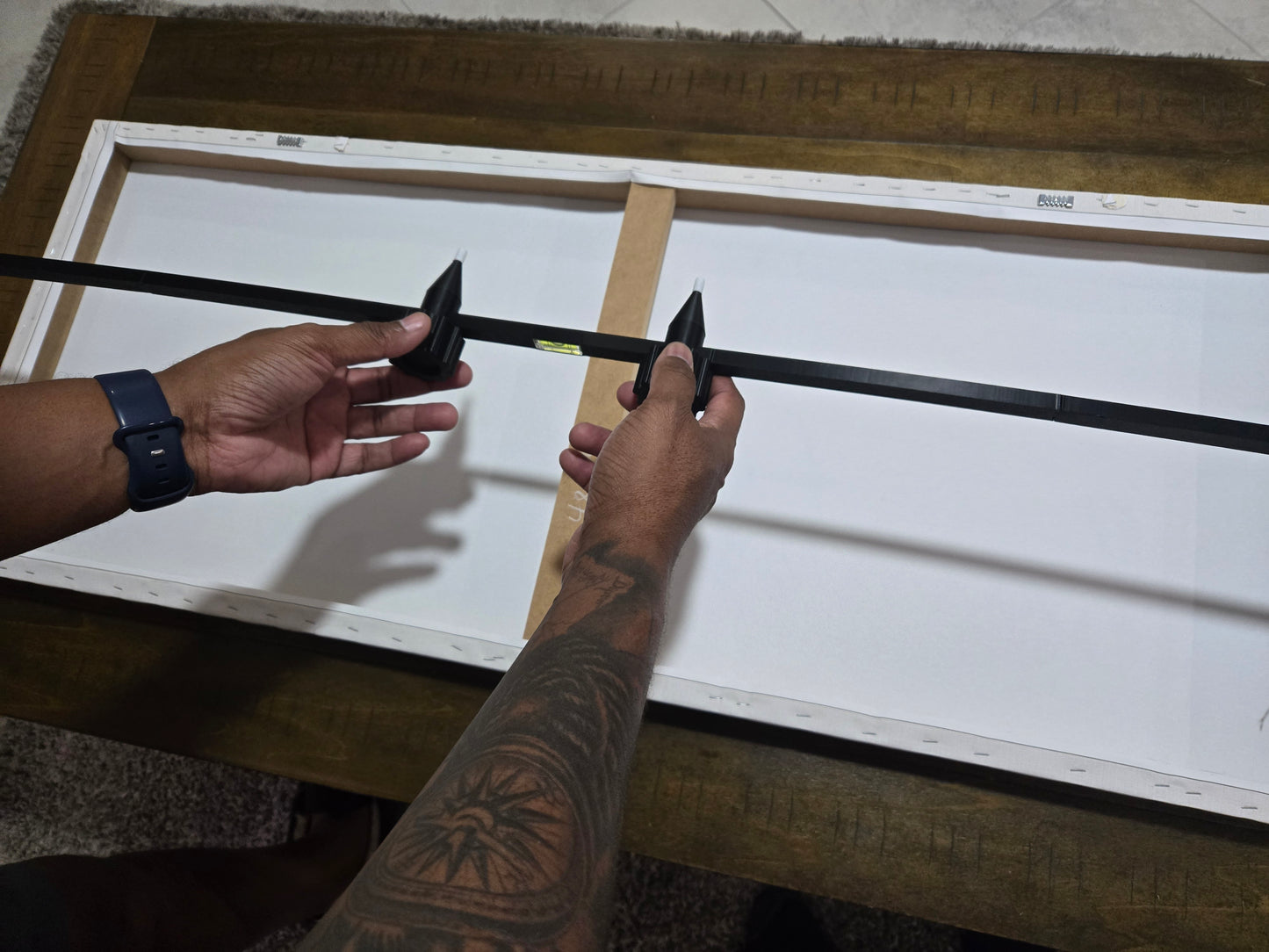 Perfect Hang Every Time! β¨| πΌοΈ Hang It PERFECTLY in Seconds! π₯ No More Crooked Frames! π¨ #DIYMustHave