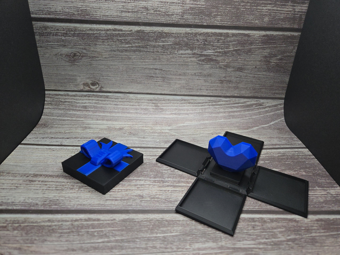 Surprise Box - 3D Printed Transforming Gift - Heart/Flip Off