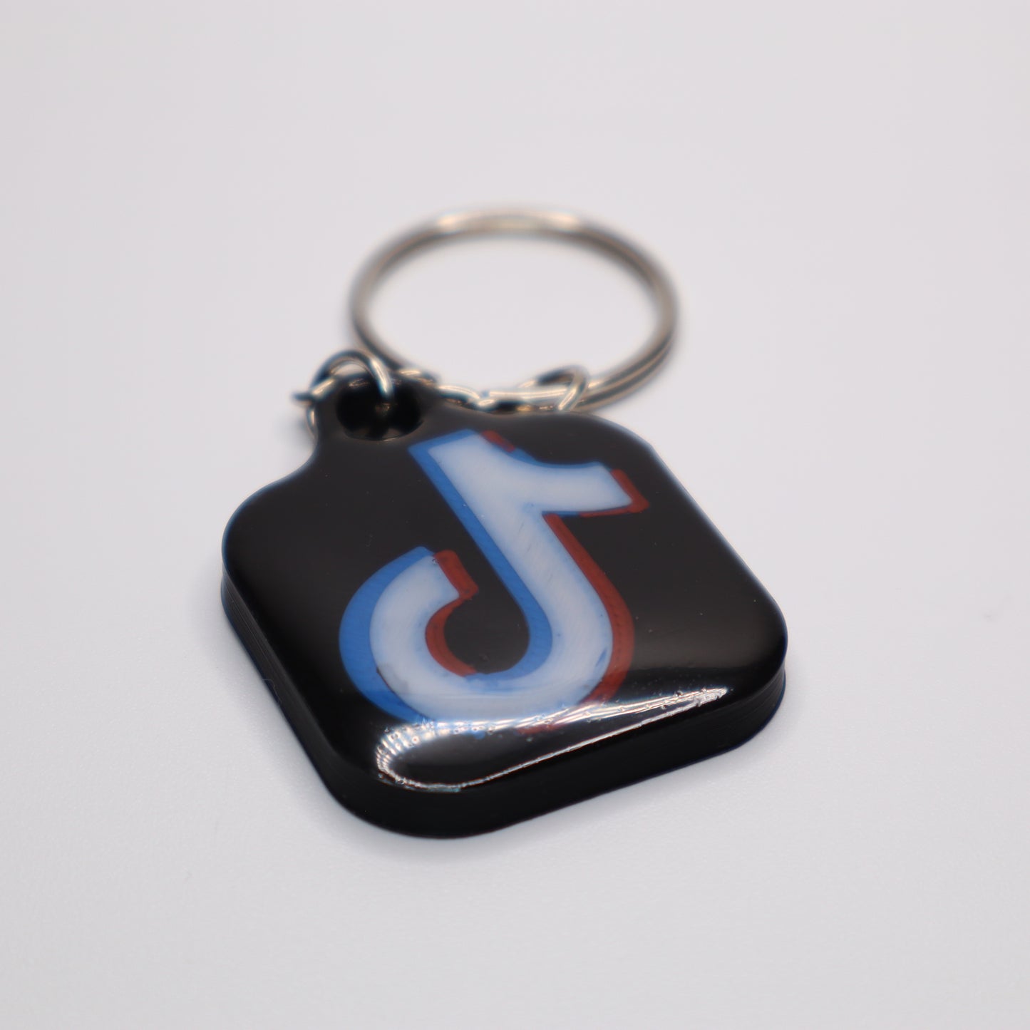 🚀 Tap & Connect in Seconds! 🔗✨ | NFC Social Media Keychains 🎨🆕 New Designs Added Often